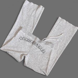 Aeropostale GRAIL Vintage Y2K Early 2000s sweatpants with Spellout logo
